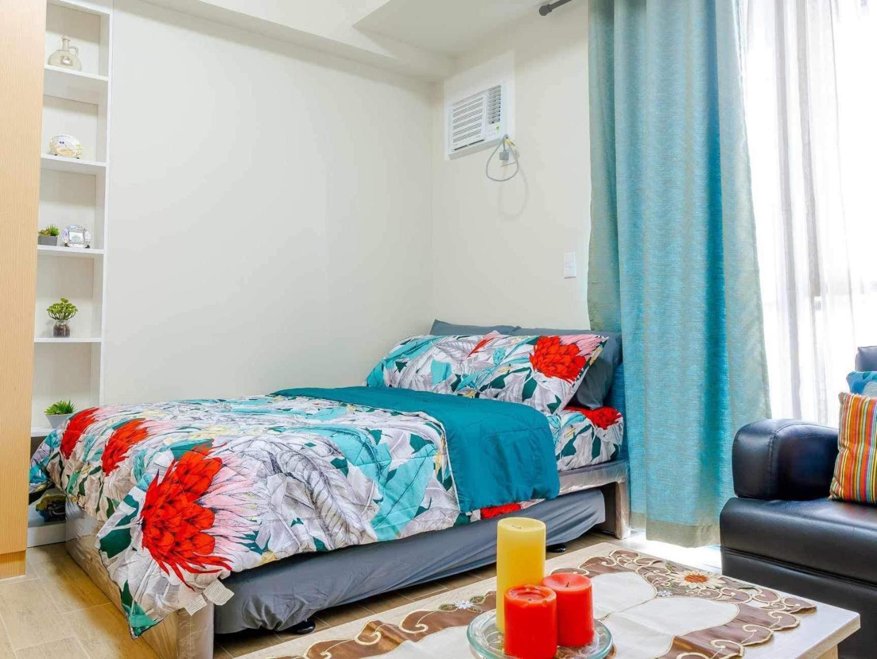 Jhezzstuffs Staycation Iloilo Extérieur photo